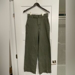 Women’s Everlane Olive Green Pants